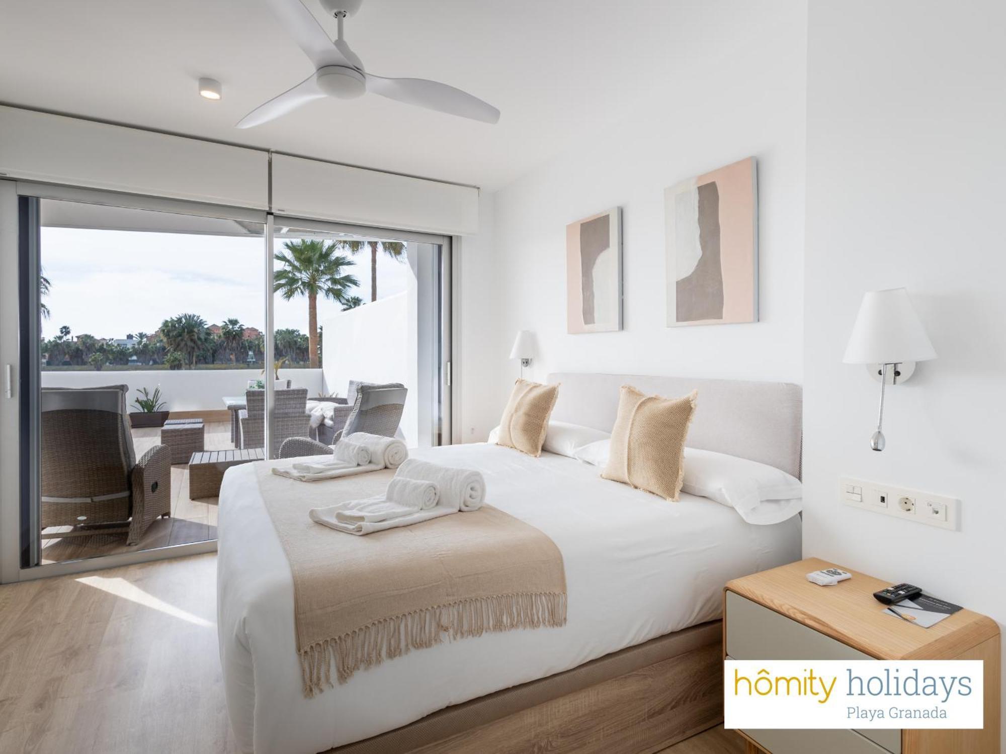Homity Holidays - Playa Granada - Mar De Astrid Motril Exterior foto